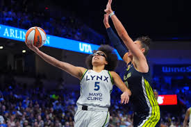 Olivia Miles gets rolling late to help Lynx hold off Dallas Wings