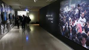 日本橋で長嶋茂雄追悼展 写真やゆかりの品で「ミスター」の軌跡たどる（みんなの経済新聞ネットワーク）