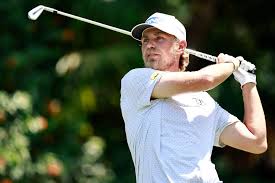Golf: Reitan kjemper i toppen i Miami