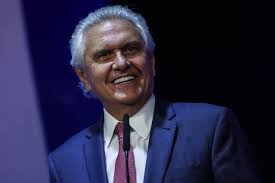 Painel: Caiado compara Flávio a um peru de Natal que Lula cuida para o segundo turno