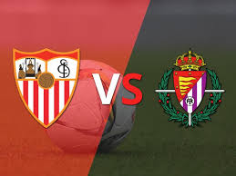 Comienza el juego entre Sevilla y Valladolid en el estadio Ramón Sánchez 
Pizjuán