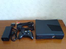 Thanh lý 3 máy game XBOX 360 Slim giá 3,2 tr.mới sài được vài chục giờ.0903610663 - 2