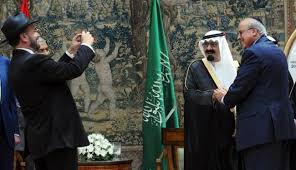 علاقات سعودية-إسرائيلية من السر إلى العلن-رئيس الموساد السعودية تساعدنا ولم تساعد فلسطين Images?q=tbn:ANd9GcSLRK4bQ05x1Gp-M33TRXIoD0U24K-7JVSRUjO0iizG8cyoXMh5