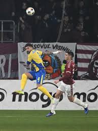 Nu-i spune pe nume lui FCSB. Paul Papp s-a dus la Gâlcă, după meci: „Ne cunoaștem de când dânsul antrena la altă echipă și eu jucam la altă echipă”