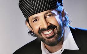 Juan Luis Guerra was born in 1956 in Santo Domingo in the Dominican Republic. His musical career took off on a professional note after graduating from the ... - JUAN-LUIS-GUERRA-743999