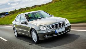 Dutch driver grows suspicious of a cheap Mercedes on the way to Italy