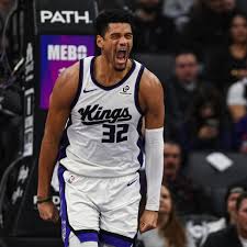 Dylan Cardwell Signing with Kings