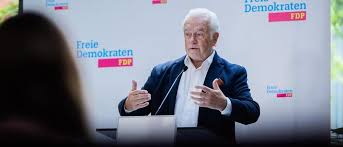 wolfgang kubicki