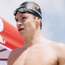 Léon Marchand Surprend! Pourquoi Il Abandonne 2 Épreuves Clés aux Mondiaux!