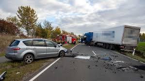 70-year-old driver dies in collision with truck near Leisnig