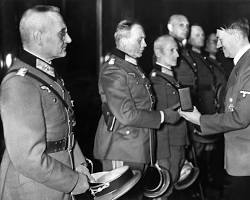 Image of Heinz Guderian with other German officers