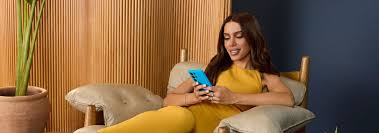 Mercado Pago lança Cofrinho com 140% do CDI em campanha com Anitta