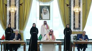 New power axis in the making? Three military heavyweights lock arms, complicating Abraham Accords strategy