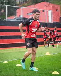 Relacionados: Vitória divulga lista com retorno de Martínez para pegar o Palmeiras