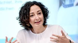 Verbraucherschützer loben Altersvorsorge und fordern mehr Entlastung von Regierung