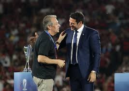 Flamengo comemora união de clubes contra gramados sintéticos: "Era de atraso"