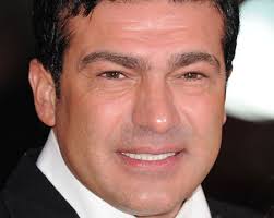 Tamer Hassan est un acteur britannique d&#39;origine chypriote (côté turque). Après s&#39;être blessé à la boxe, Tamer Hassan devient patron de club, ... - TamerHassan1