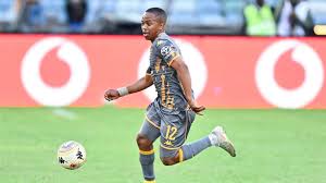 kaizer chiefs midfielder nkosingiphile ngcobo
