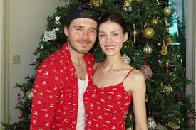 Conflictul mocnit din familia Beckham iese la iveală. David și Victoria, acuzați chiar de fiul lor că încearcă să-i distrugă căsnicia