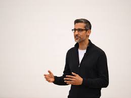 Top analyst revamps Google stock price target on key move