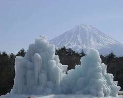 山梨縣西湖樹冰祭的圖片
