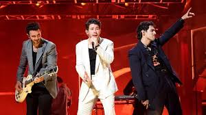 Watch the Jonas Brothers’ NFL Melbourne halftime show