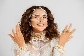 Daniela Mercury Lança 'Cirandaia': Axé, Política e Resistência em Novo Álbum!