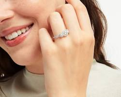 Image of 1 carat diamond three stone ring