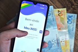 INSS começa a pagar 13º dos aposentados e pensionistas hoje; veja quem recebe e calendário