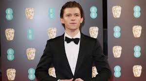 Tom Holland, Prochain James Bond? Ses Plans Révèlent Tout!