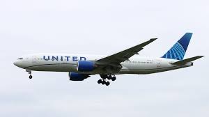 ユナイテッド航空 Boeing 777-200 N799UA 成田空港 航空フォト | by raichanさん 撮影2026年04月30日