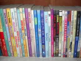 Hasil gambar untuk jual beli pinjam buku bekas