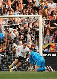 Transmissão ao vivo de Valencia x Espanyol pela La Liga: veja onde assistir