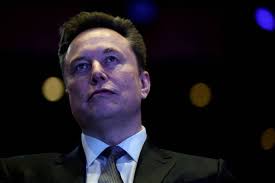 Musk cria empresa de capital fechado mais valiosa do mundo com fusão entre SpaceX e xAI