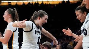 Iowa women's basketball overpowers Illinois: Final score, recap