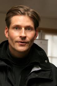 This is the photo of Crispin Glover. Crispin Glover was born on 01 Apr 1964 in New York, New York, USA. His birth name was Crispin Hellion Glover. - crispin-glover-112418