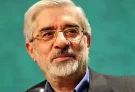دختران میرحسین موسوی: وضعیت جسمی پدرمان نامساعد است