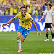 Brasil derrota en infartante partido a Japón por 2-1