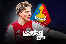 VI Live: pijnlijke arm houdt Koeman tegen Ajax niet in kleedkamer