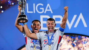Cruz Azul lanza 'pedrada' a Pumas: 