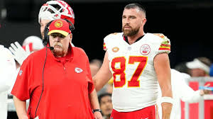 Andy Reid Reveals Chiefs Had to ‘Yank’ Travis Kelce Out of Practice During Training Camp — Yahoo Sports