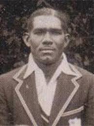 Leslie Hylton (1905-1955) bija Jamaikiešu kriketa spēlētājs. Hiltons tika atzīts par vainīgu savas sievas slepkavībā, atklājot ka tā viņu krāpusi ar kādu ... - Sportisti-Slepkavas-4