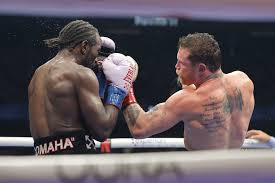 ¡Canelo Derrotado! Crawford Hace Historia en Las Vegas 🥊 - Imagen principal del artículo