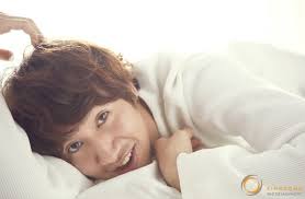 Lee Kwang Soo Becomes a Warm Spring Man for a Bedside Pictorial. jnkm March 26, 2013 0 Comments. Lee Kwang Soo Becomes a Warm Spring Man for a Bedside ... - lee-kwang-soo-e1364239413258