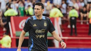 Scaloni Explota: ¿Argentina vs. España antes del Mundial? ¡Inaceptable!