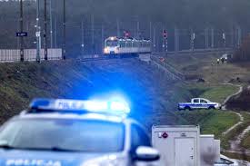 Poland Investigates Railway Sabotage, Suspects Russia