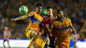 Tigres, con ventaja por reglamento sobre Chivas; podrá usar 9 extranjeros en cancha