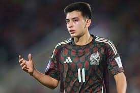 Sería un error histórico que Javier Aguirre no llevara a Gilberto Mora al Mundial