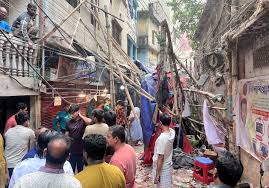 Earthquake Shakes Bangladesh: Many Dead, Hundreds Injured