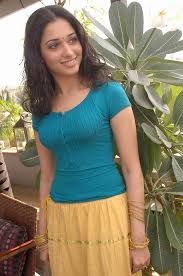 英和画像辞典：(tight)の意味は画像で解説！見るだけで「tight」の意味が分かる・覚えられる 